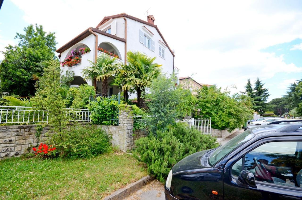 Apartments Dea Poreč Zewnętrze zdjęcie